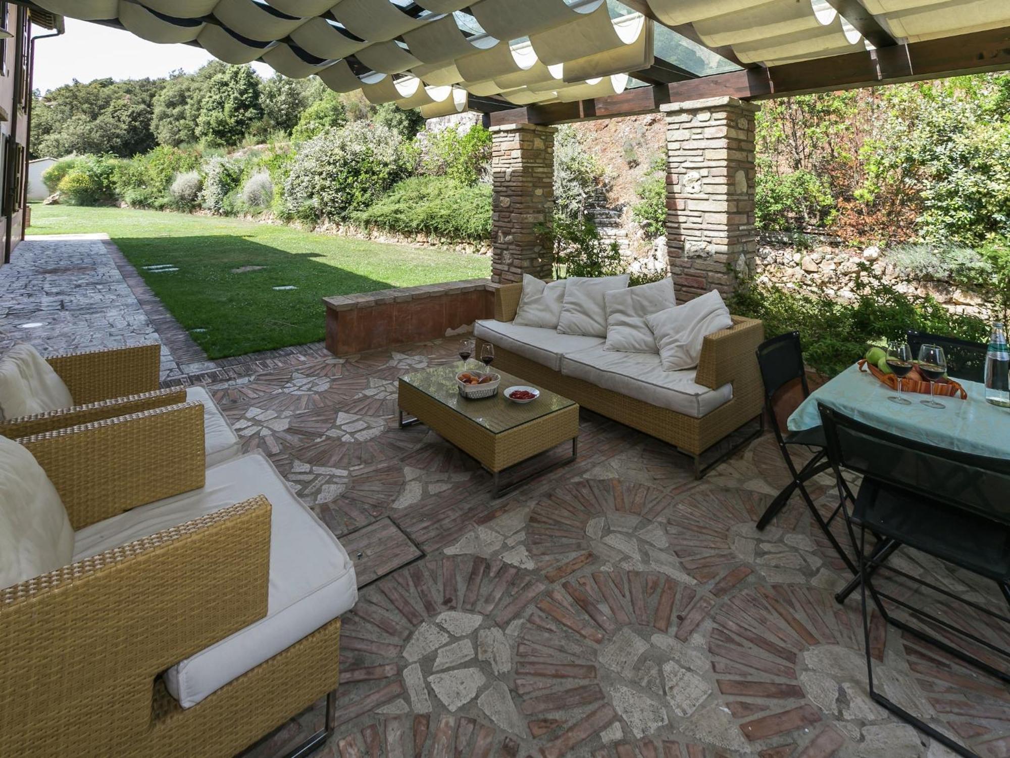 Elegant Apartment Only 1 Hour From Rome Narni Exterior foto